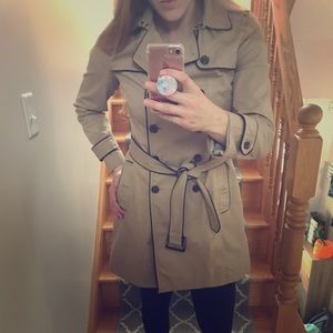 Banana Republic classic trench coat